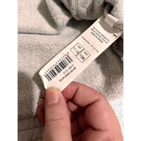 ‎Coco Tres Chic Star Flutter Ruffle Top - Picture 7 of 9